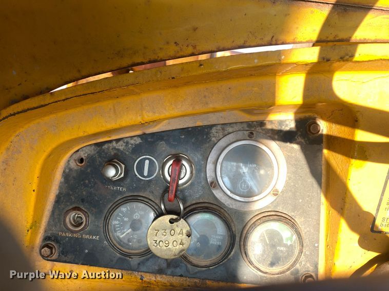 image for item KV9589 1979 John Deere 544B  wheel loader