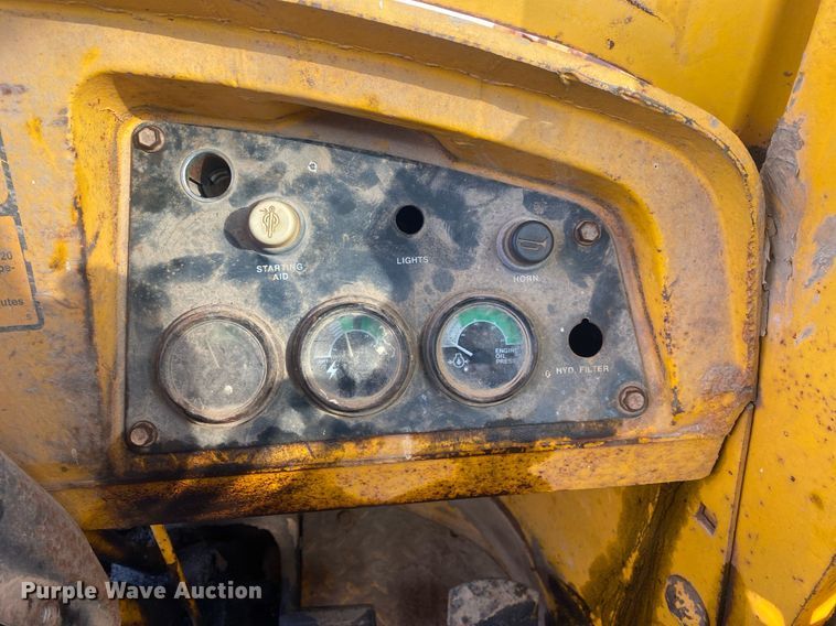 image for item KV9589 1979 John Deere 544B  wheel loader