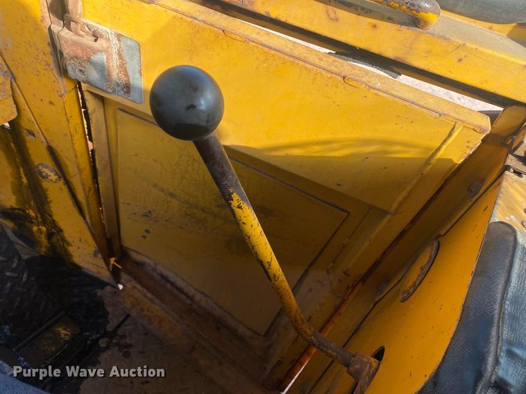 image for item KV9589 1979 John Deere 544B  wheel loader