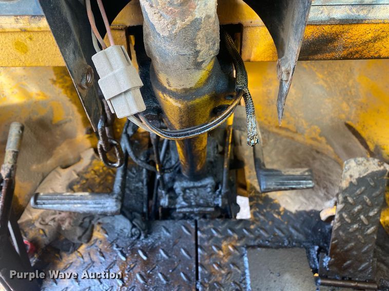 image for item KV9589 1979 John Deere 544B  wheel loader