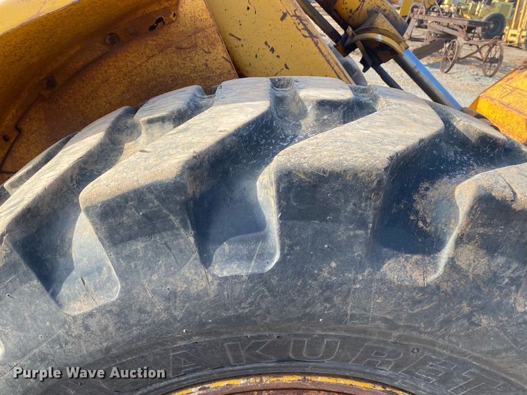 image for item KV9589 1979 John Deere 544B  wheel loader