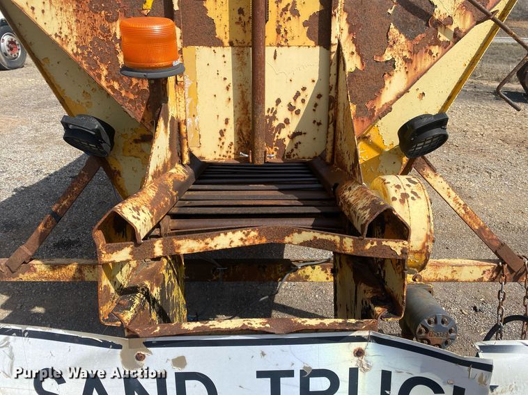 image for item KV9592 Spreader