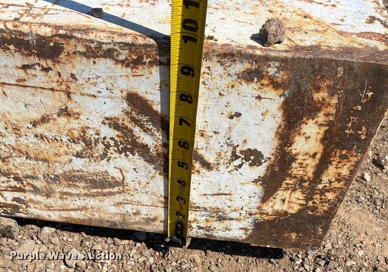 image for item KV9595 Fuel tank