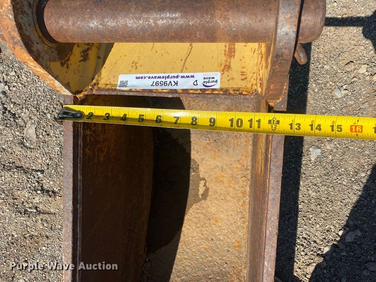 image for item KV9597 Caterpillar  excavator bucket