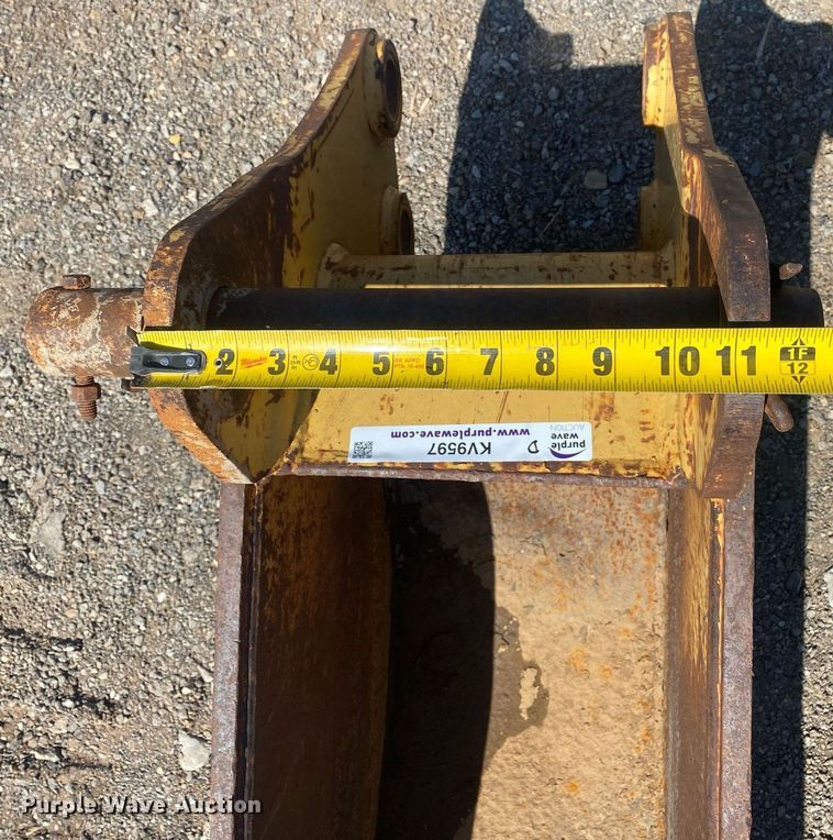 image for item KV9597 Caterpillar  excavator bucket