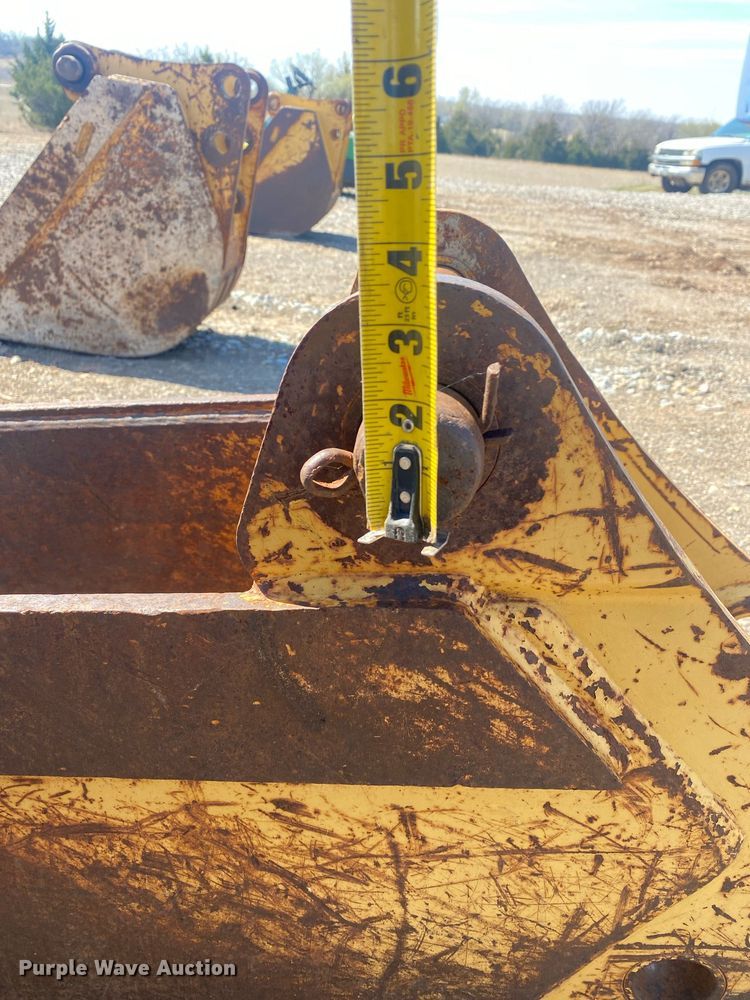 image for item KV9597 Caterpillar  excavator bucket