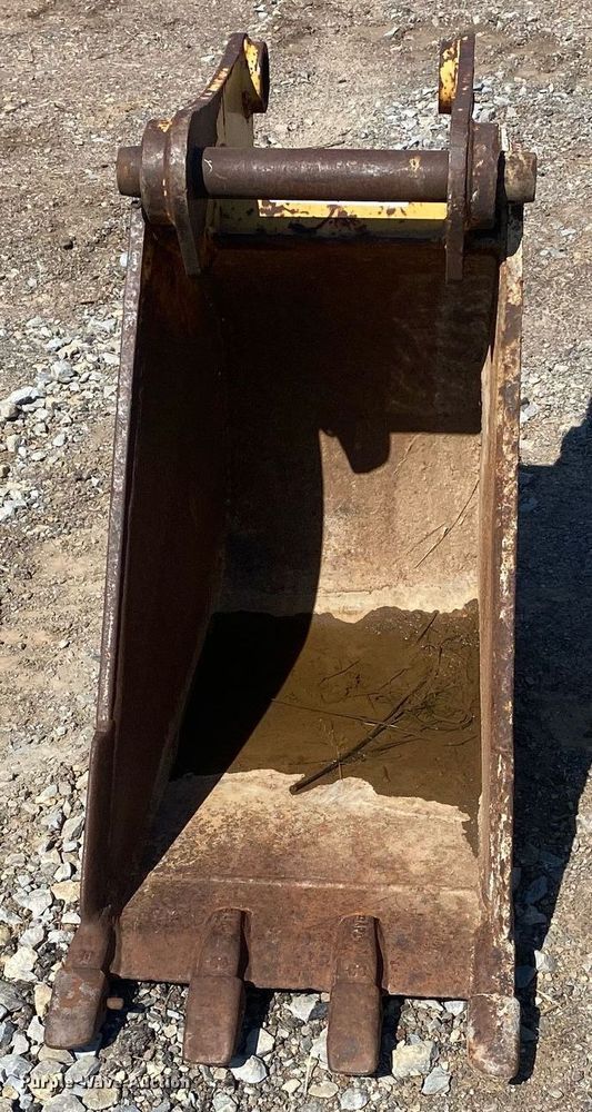 image for item KV9598 Caterpillar  excavator bucket