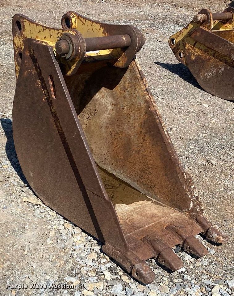 image for item KV9598 Caterpillar  excavator bucket