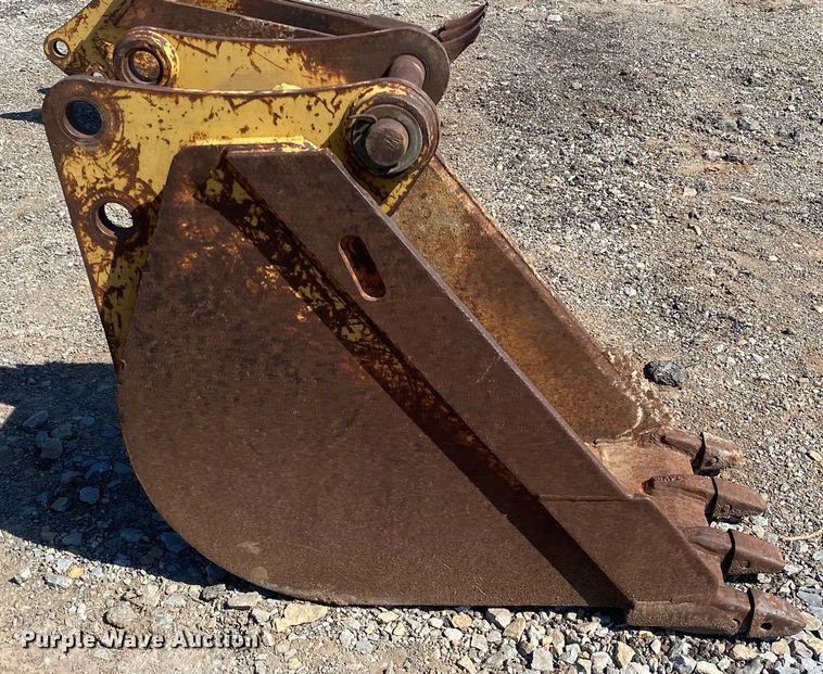 image for item KV9598 Caterpillar  excavator bucket