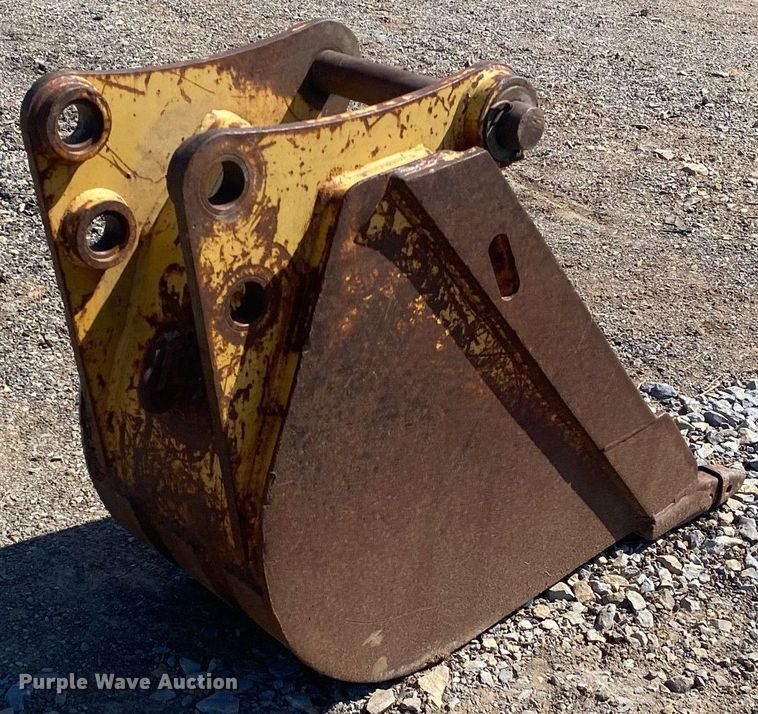 image for item KV9598 Caterpillar  excavator bucket