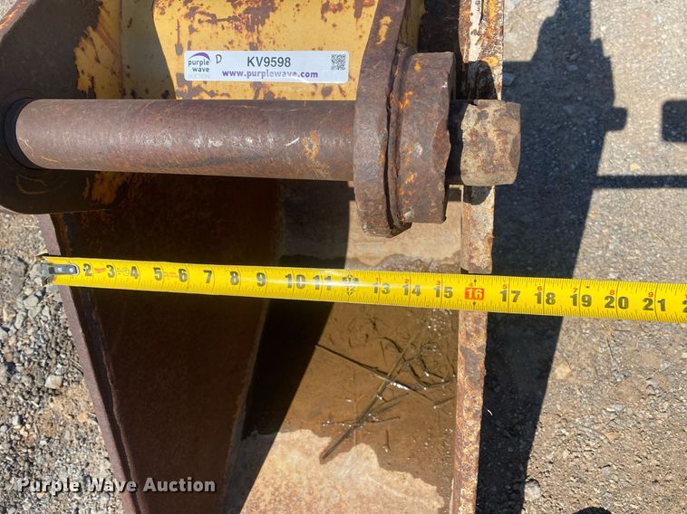 image for item KV9598 Caterpillar  excavator bucket