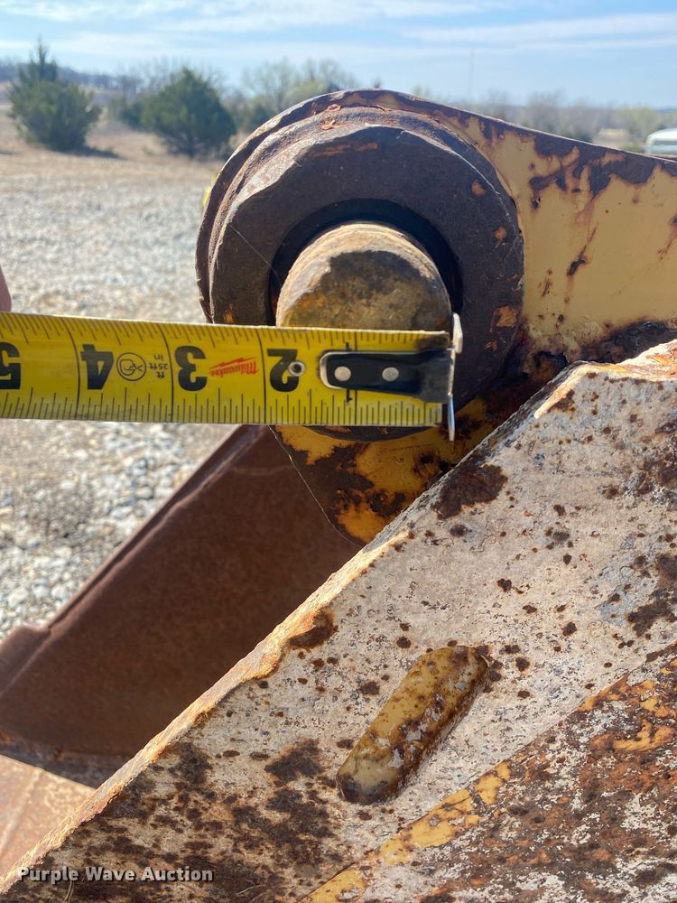 image for item KV9598 Caterpillar  excavator bucket