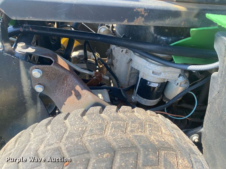 image for item KV9600 John Deere F525  lawn mower