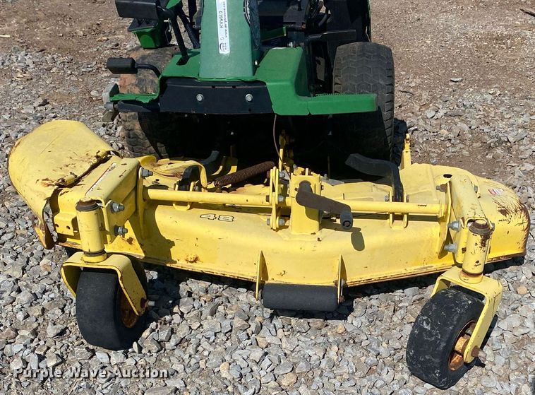 image for item KV9600 John Deere F525  lawn mower