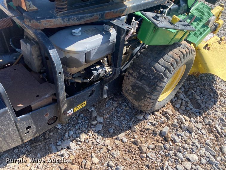 image for item KV9600 John Deere F525  lawn mower