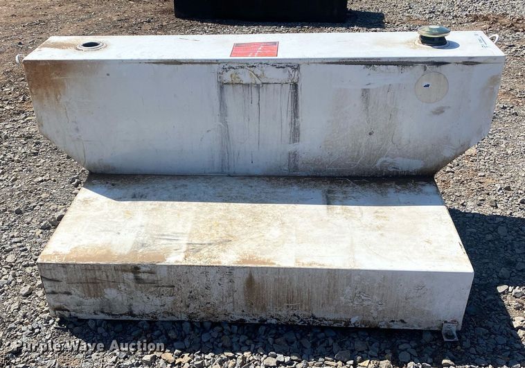 image for item KV9601 L-shaped fuel tank