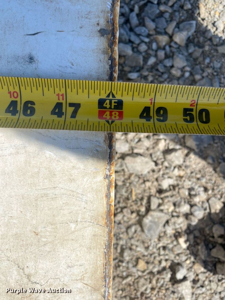 image for item KV9601 L-shaped fuel tank