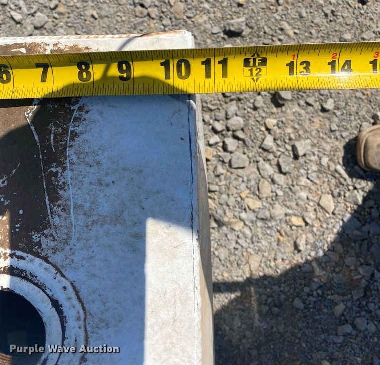 image for item KV9601 L-shaped fuel tank