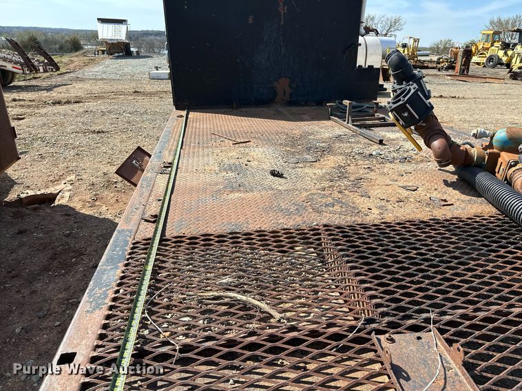 image for item KV9606 Flatbed