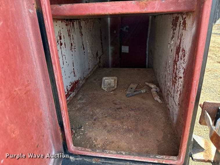 image for item KV9606 Flatbed