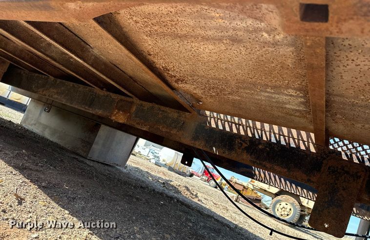 image for item KV9606 Flatbed