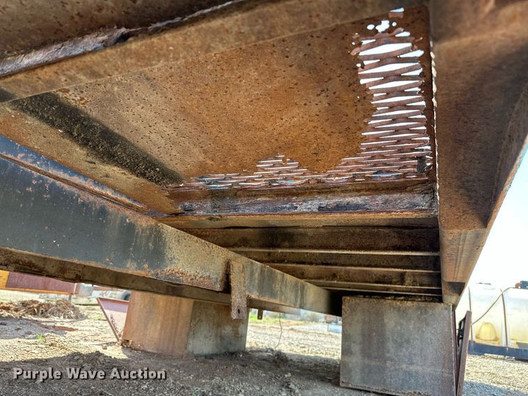 image for item KV9606 Flatbed