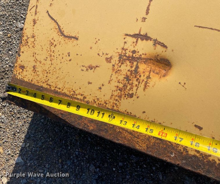 image for item KV9610 Hydraulic tank