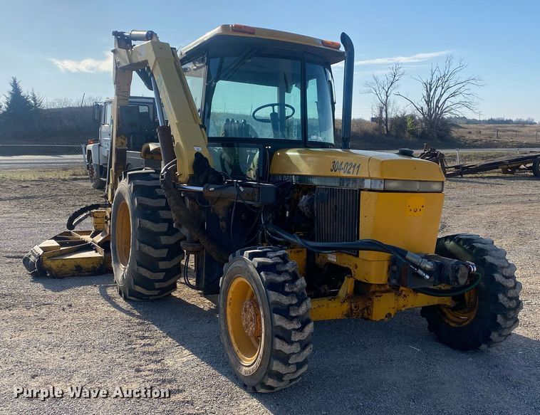 image for item KV9612 1990 John Deere 2755  MFWD tractor