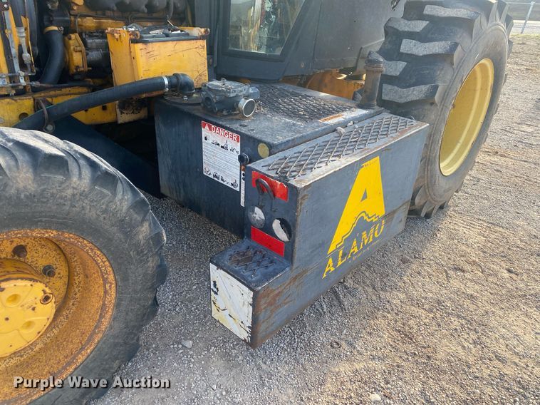 image for item KV9612 1990 John Deere 2755  MFWD tractor