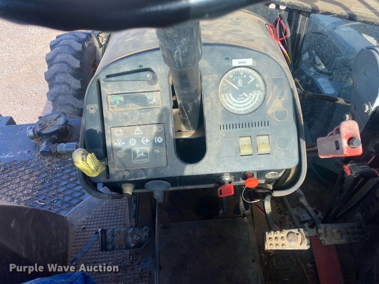 image for item KV9612 1990 John Deere 2755  MFWD tractor