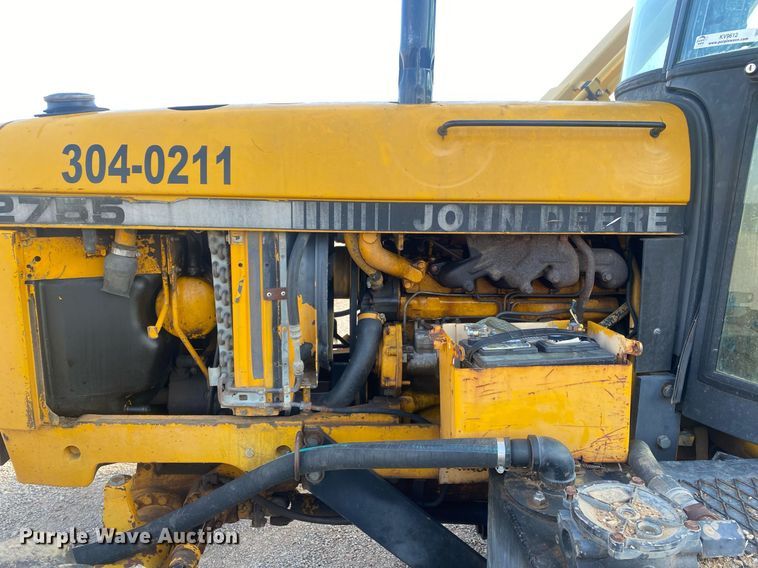 image for item KV9612 1990 John Deere 2755  MFWD tractor
