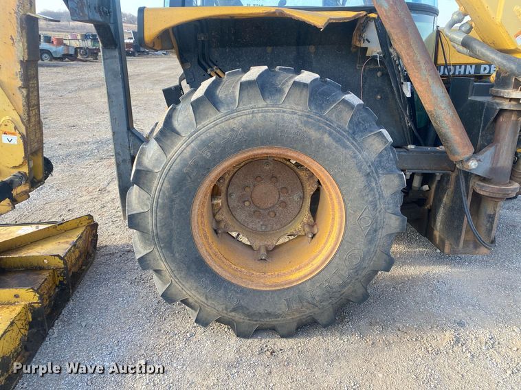 image for item KV9612 1990 John Deere 2755  MFWD tractor