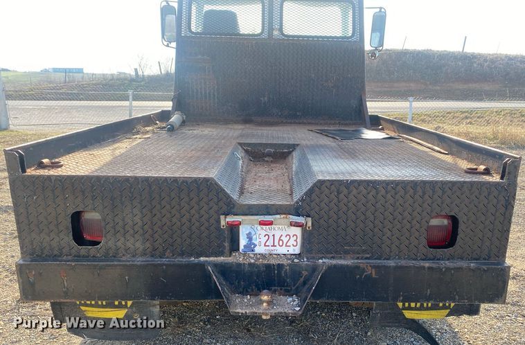 image for item KV9613 1986 Mack CS200P  flatbed truck