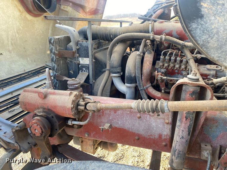 image for item KV9613 1986 Mack CS200P  flatbed truck