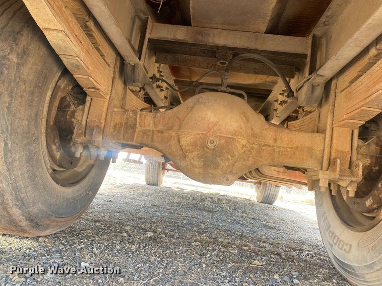 image for item KV9613 1986 Mack CS200P  flatbed truck