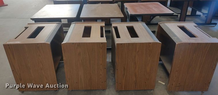 image for item LG9741 (7) desks