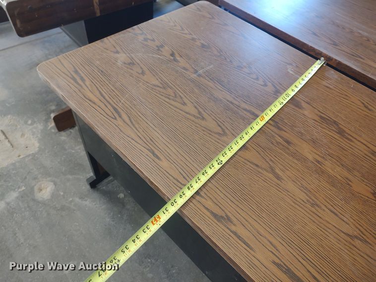 image for item LG9741 (7) desks