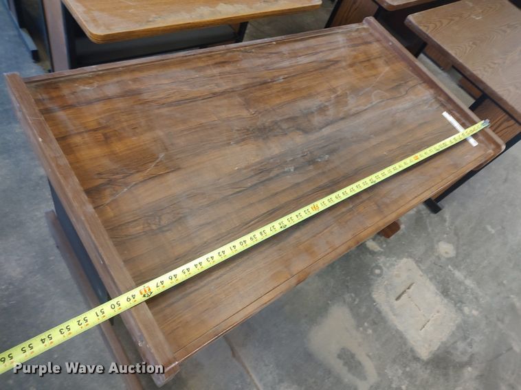 image for item LG9742 (9) desks