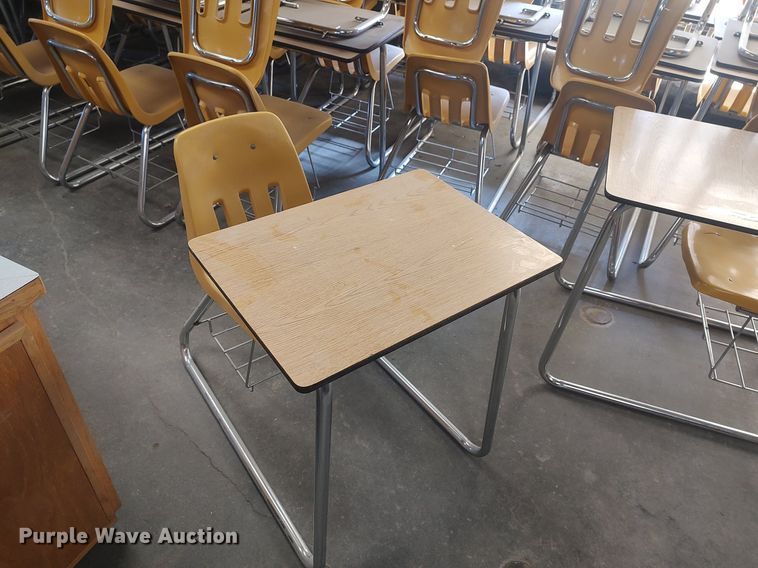 image for item LG9743 (80) desks