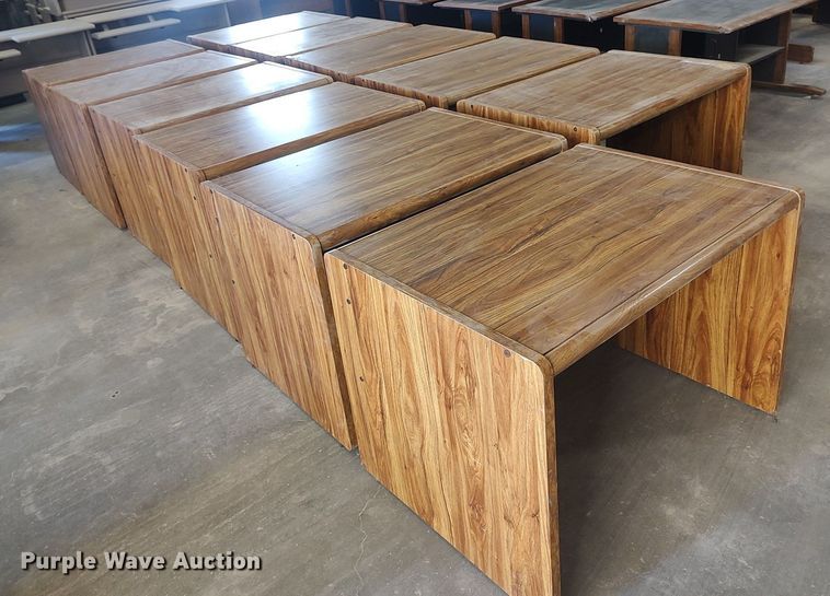 image for item LG9745 (11) desks