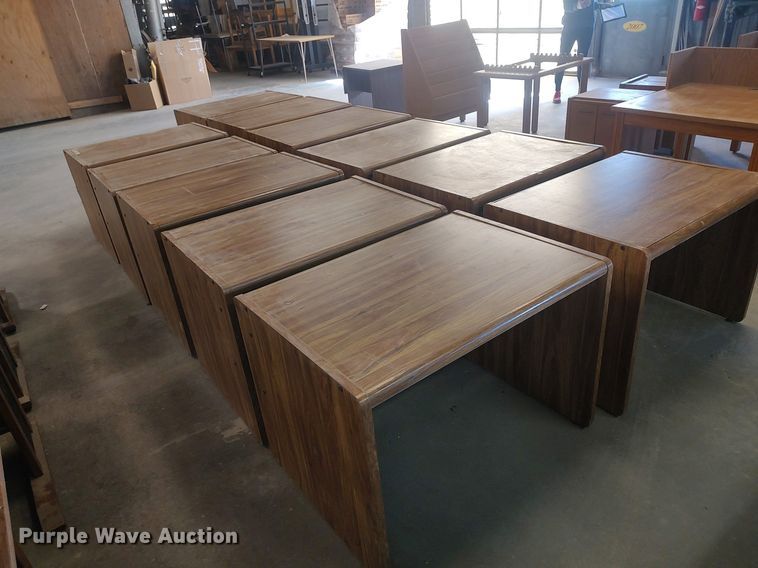 image for item LG9745 (11) desks