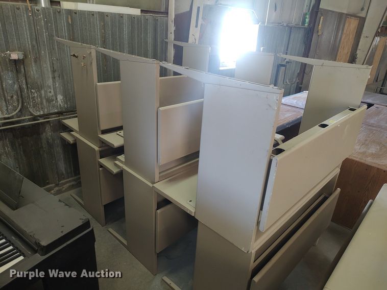 image for item LG9746 (8) desks