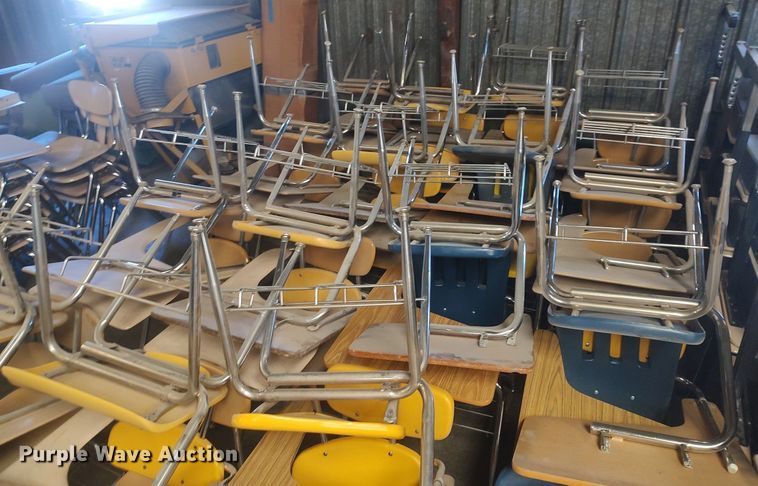 image for item LG9748 (33) desks