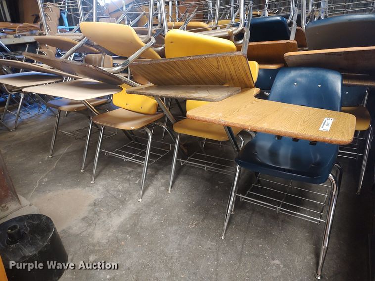 image for item LG9748 (33) desks