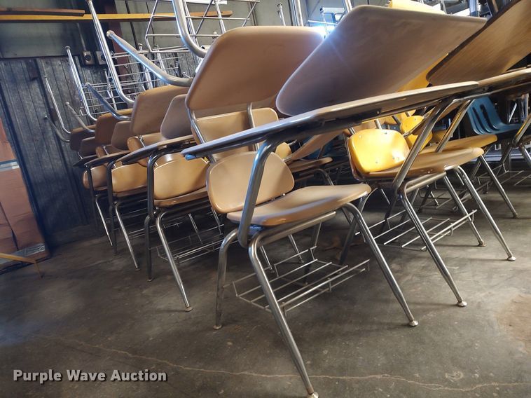 image for item LG9748 (33) desks