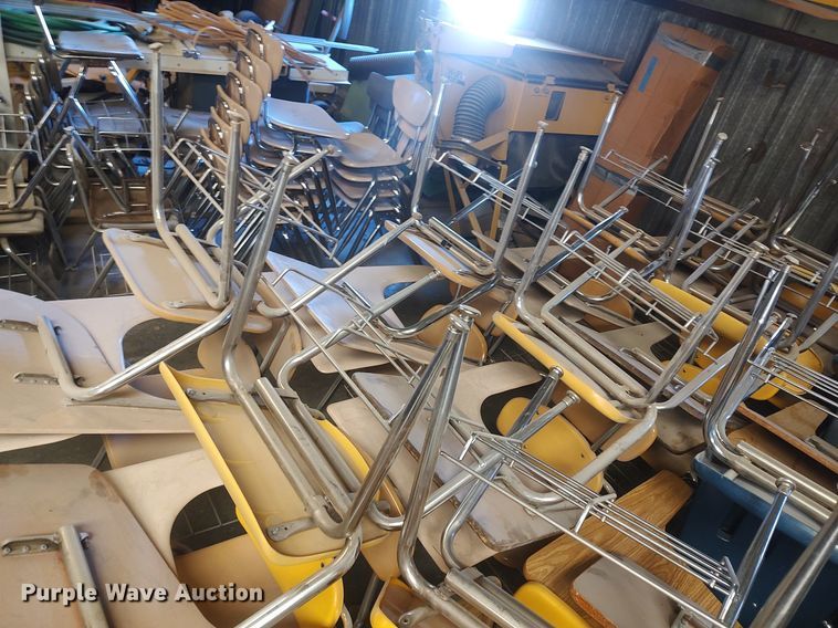 image for item LG9748 (33) desks