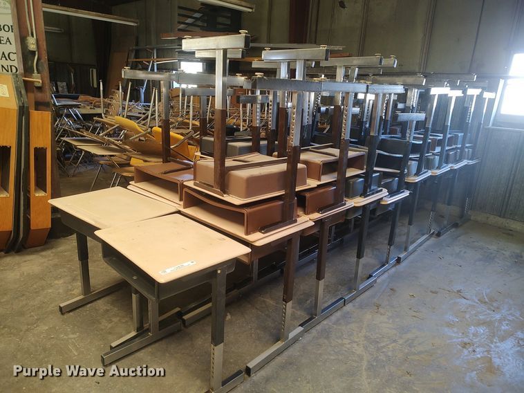 image for item LG9749 (30) desks