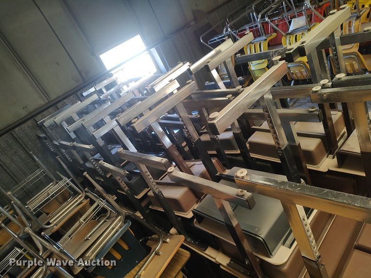 image for item LG9749 (30) desks