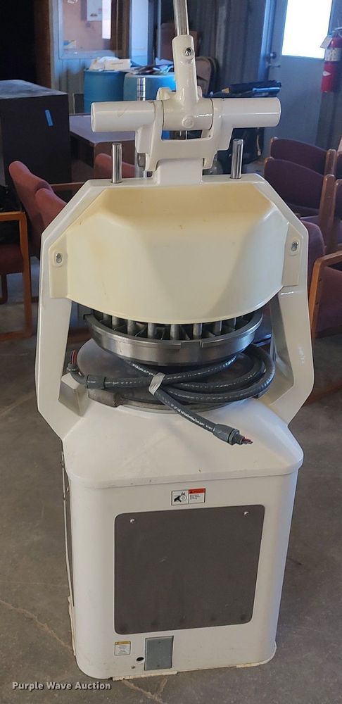 image for item LG9754 Dutchess  dough divider