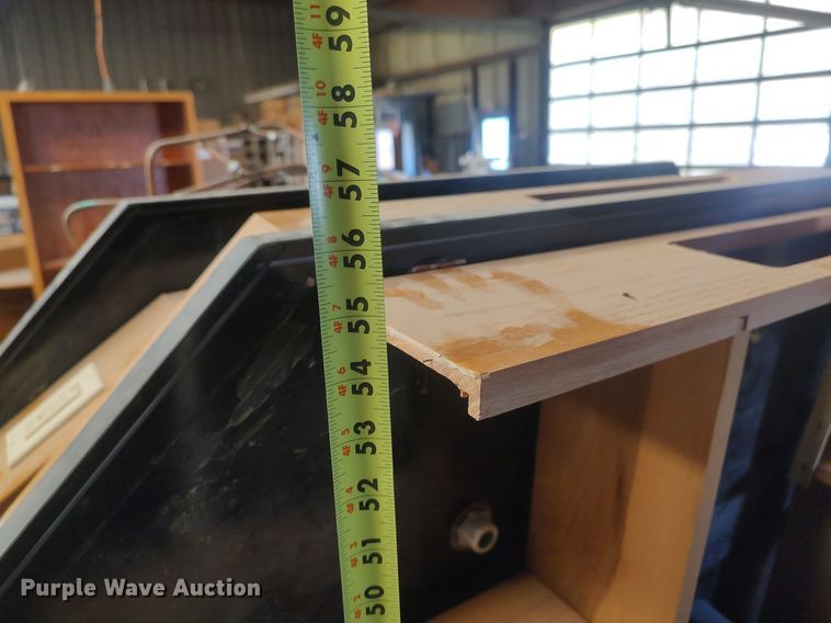 image for item LG9755 (3) laboratory work stations